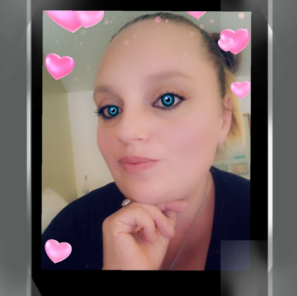 Meet your Posher, Rochelle - Picture 3 of 4